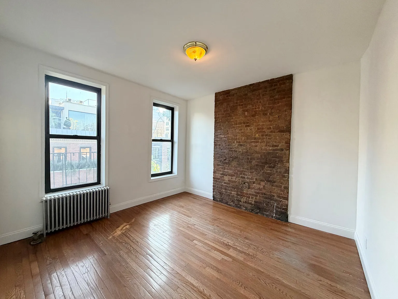 56 Morton Street — Photo 2