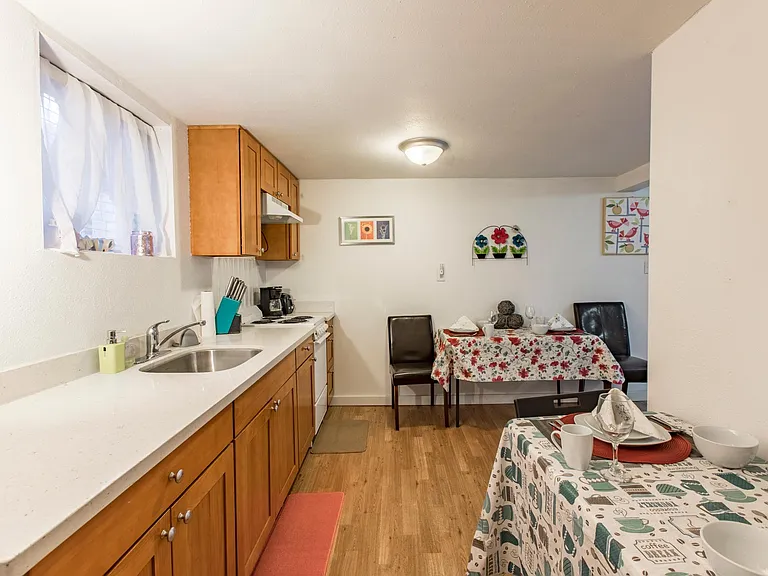 2401 Boylston Ave E #B — Photo 22