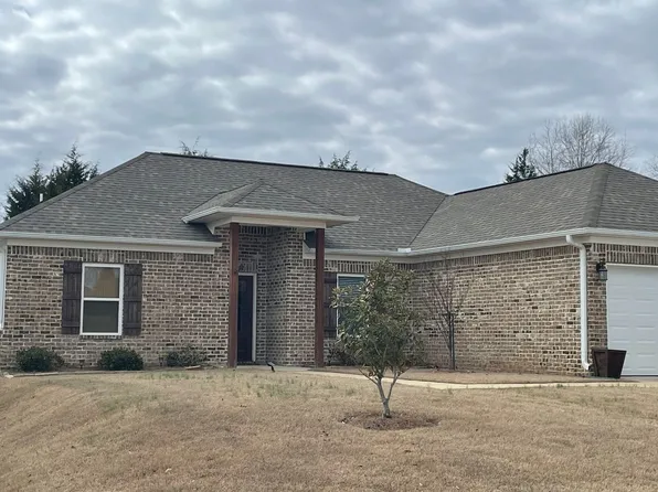 1012 Briarwood Dr, Oxford, MS 38655