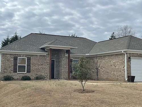 1012 Briarwood Dr Photo 1