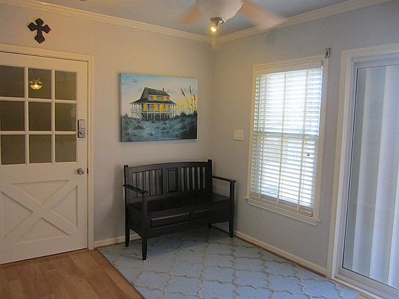 5th image of 1622 E Castaway St