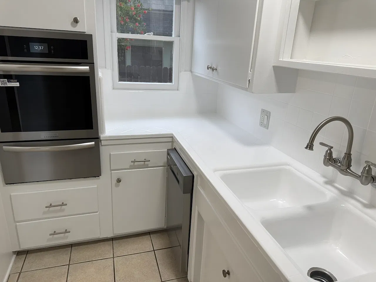 2 bed, 900 sqft, $2,695 — Photo 3