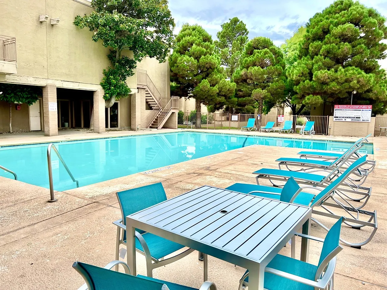 La Estancia Apartments — Photo 3