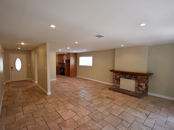 2nd image of 541 Houston Dr