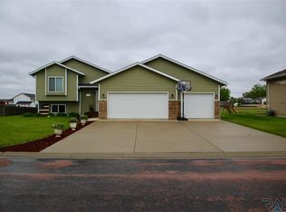 106 Jessica St, Worthing, SD 57077