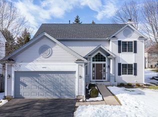 1092 Talbot Ln, Grayslake, IL 60030