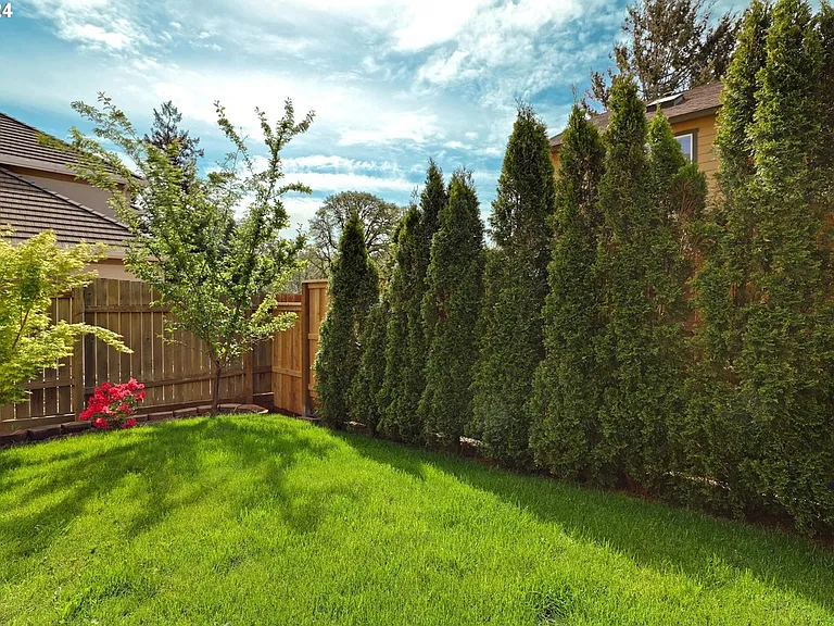 11868 NW Permian Ct — Photo 31
