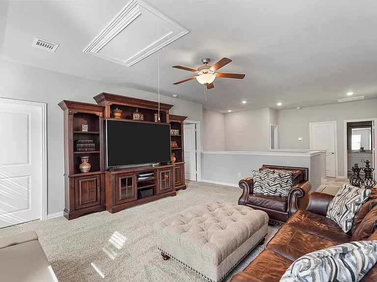 1004 Mamavic Ln — Photo 17