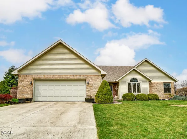 2111 Larkspur Dr, Lima, OH 45807