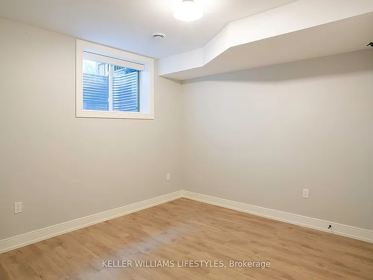 121 Cathcart St #A — Photo 18