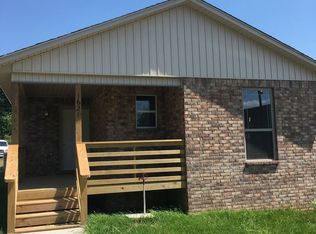 1621 Cherry St, Van Buren, AR 72956