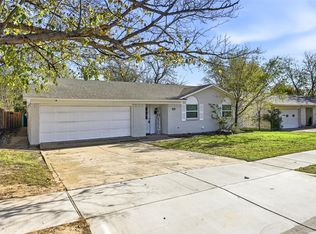 6524 Bernadine Dr, Fort Worth, TX 76148