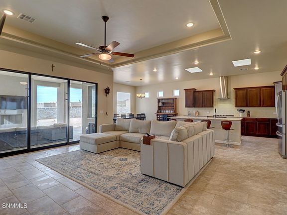 5th image of 3715 Santa Flora Ct