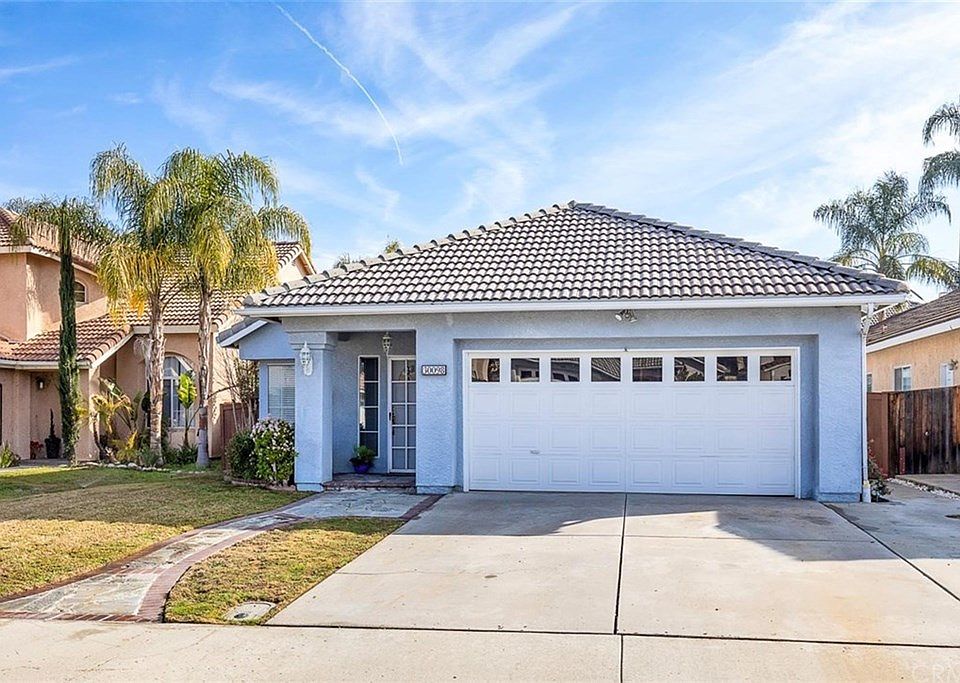 1st image of 30098 Westlake Dr