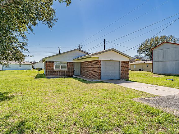 4th image of 1568 Reef Dr
