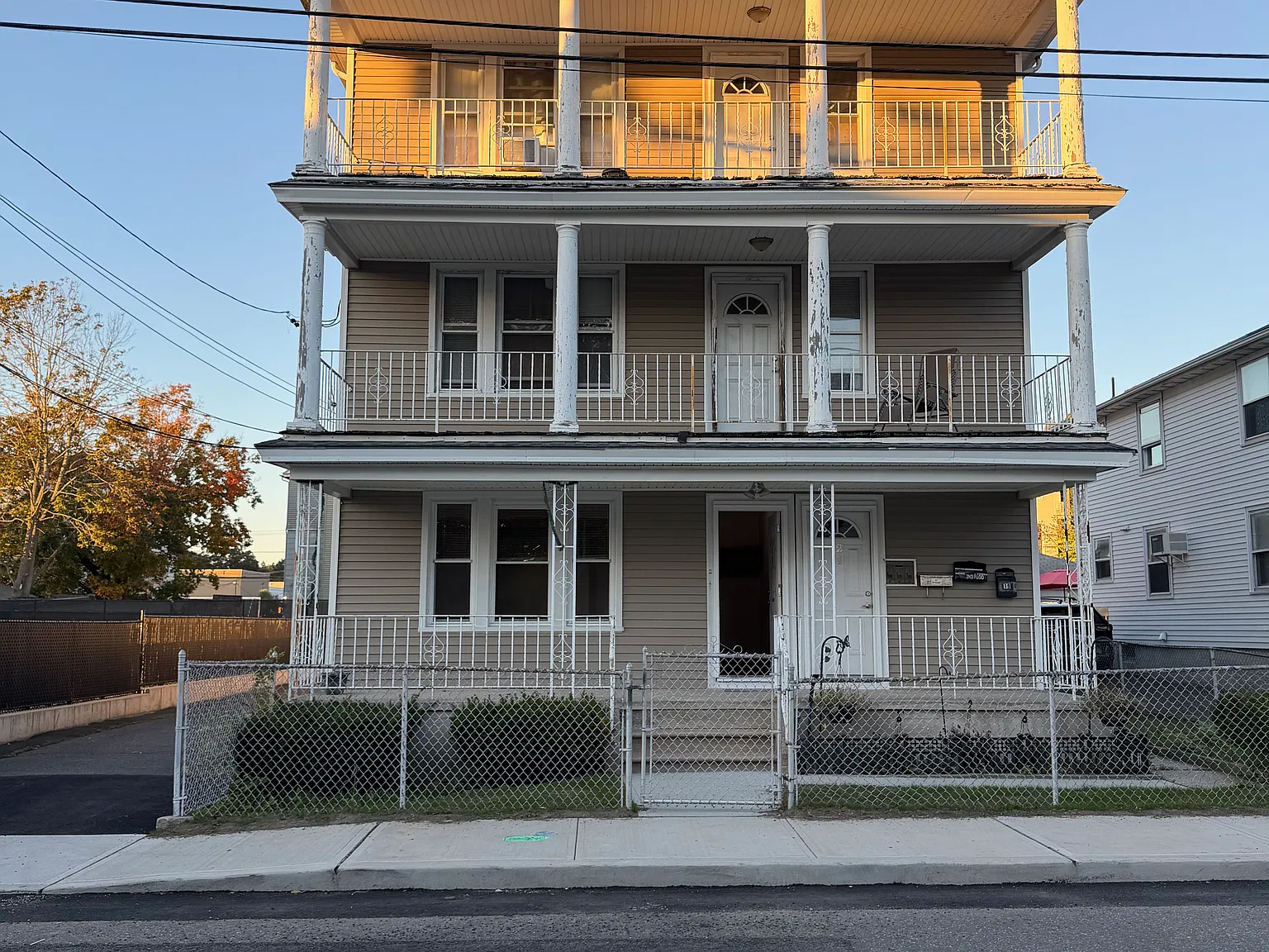 2 bed, $1,800 — Photo 1