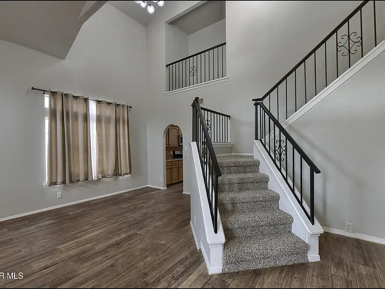 1909 Polly Harris Dr — Photo 9