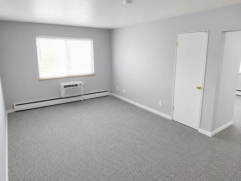 Updated Littleton Apartment with Amenities! Emerald Point — Photo 16