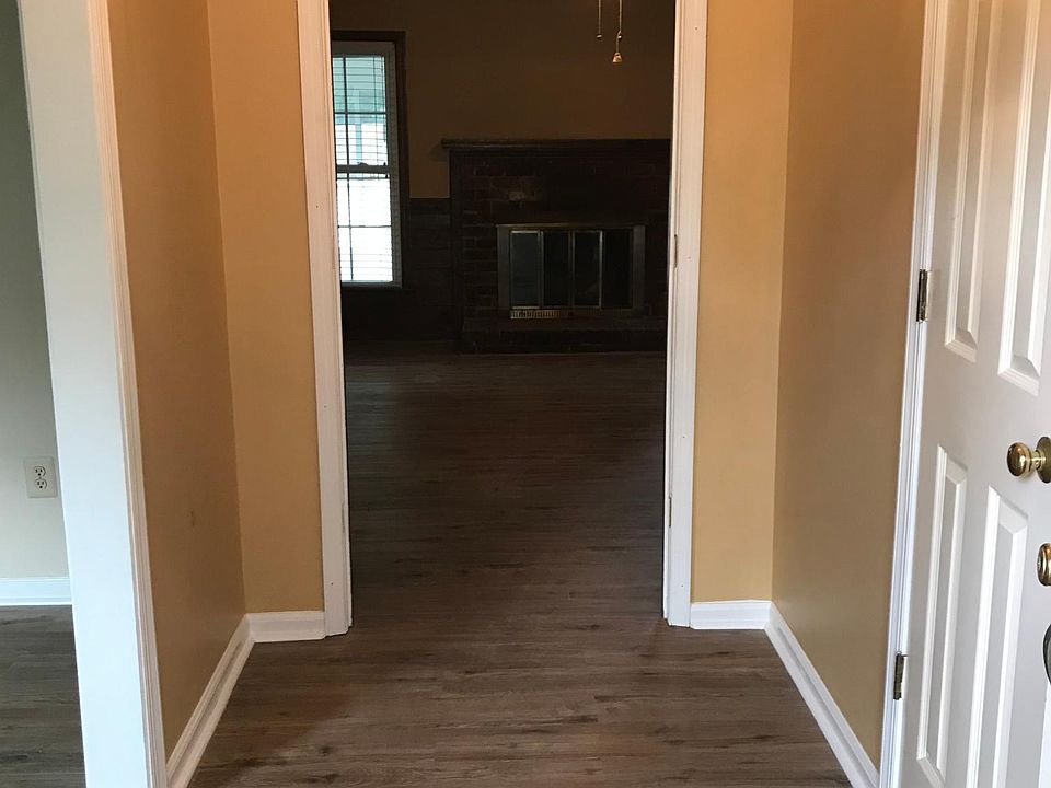 1st image of 4604 Kingsrow Dr