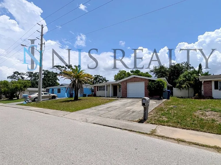 9520 Gray Fox Ln — Photo 18
