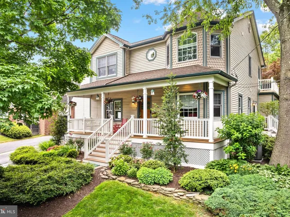 208 1st Ave, Haddon Heights, NJ 08035