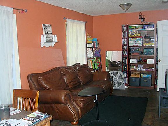 2nd image of 1214 Capetown Dr