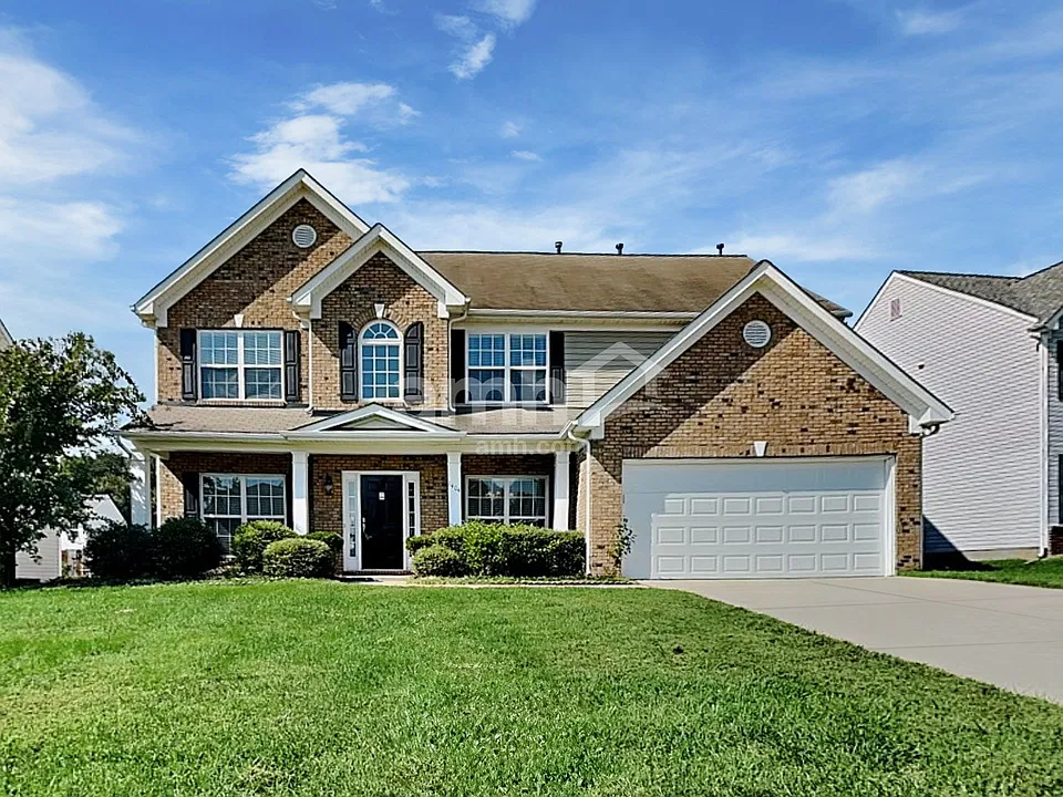 1404 Pondhaven Dr