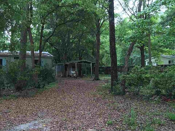 3rd image of 117 Woodland Dr