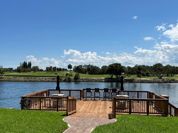 308 Golfview Rd APT 306