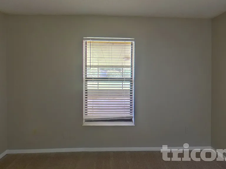4739 Harpers Ferry Ln — Photo 11