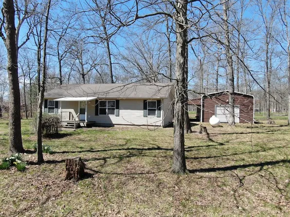 15537 N 400th St, Martinsville, IL 62442