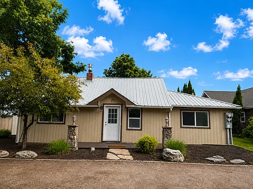 515 S Meridian Rd #A Photo 1 515 S Meridian Rd #A Photo 1