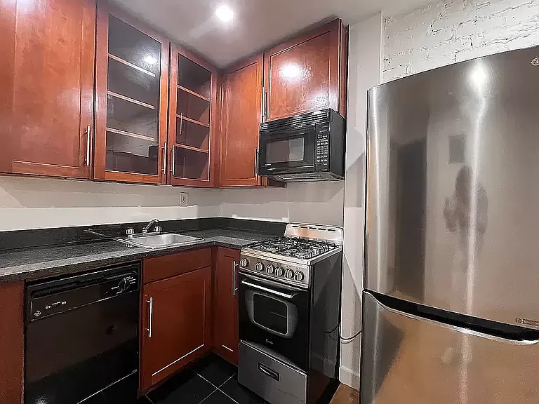 173 Ludlow St #2C — Photo 3