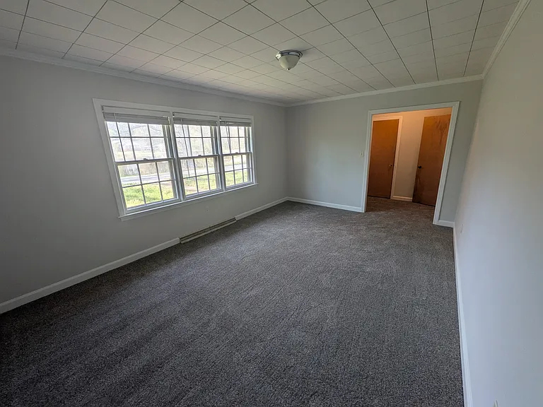 bdrm 1/office