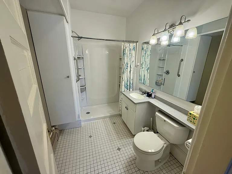 134 Neal St #3 — Photo 10