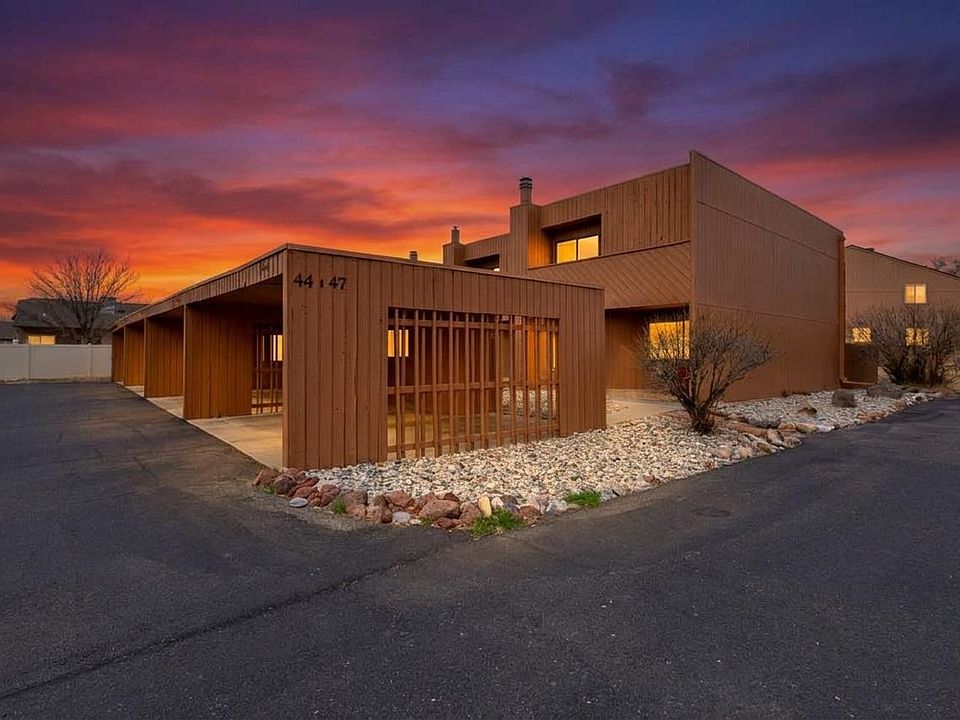 1st image of 575-28 1/2 Rd #44