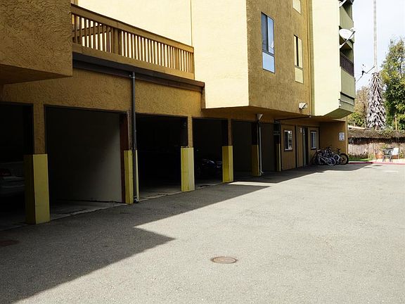4th image of 16006 E 14th St APT 117