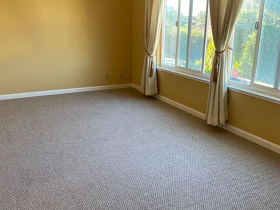 4th image of 738 Fountainhead Dr