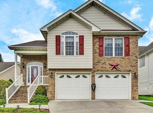 5721 Glen Haven Dr, Roanoke, VA 24019