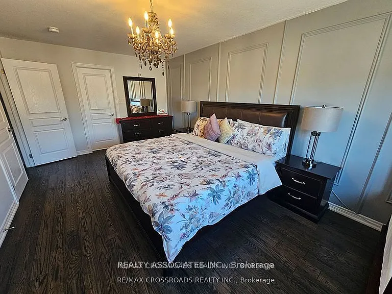 35 Cutts Cres — Photo 12