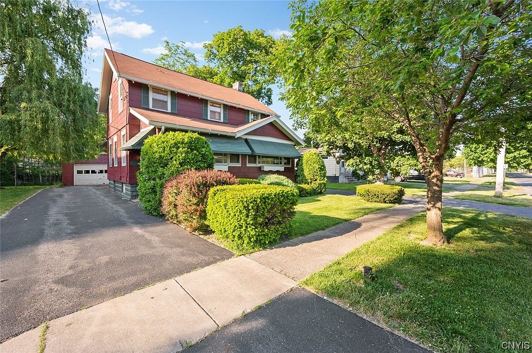 105 E Irving St, East Syracuse, NY 13057 Zillow
