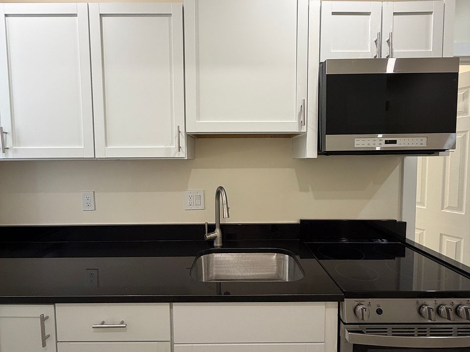 1st image of 59 Burbank St APT 1