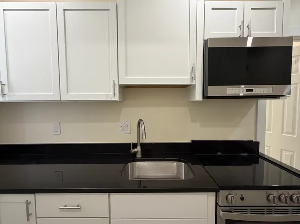59 Burbank St APT 1, Boston, MA 02115