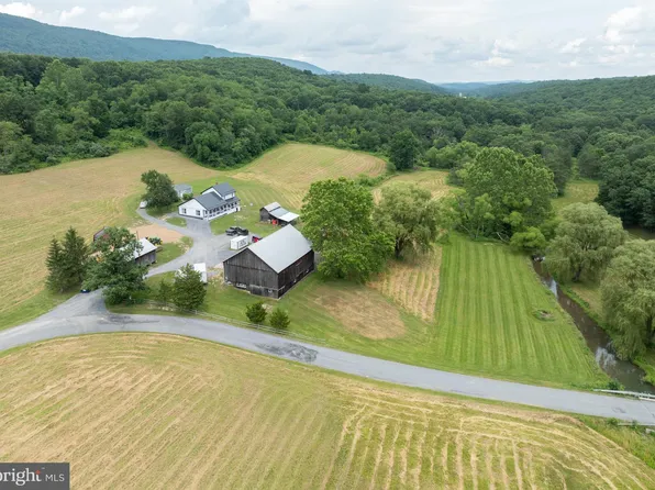 1350 Horseman Branch Rd, Everett, PA 15537