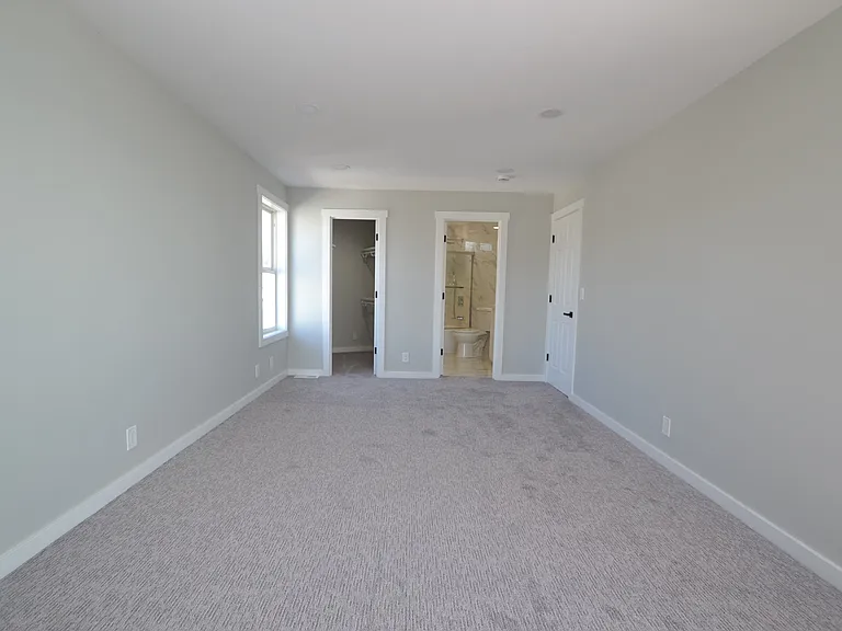 3504 Beach Dr SW — Photo 20