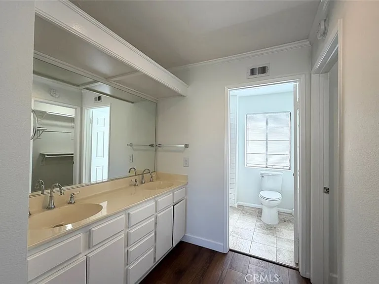 2931 Plaza Del Amo #79 — Photo 5