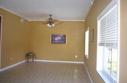 4th image of 603 SW 107th Ave #1701