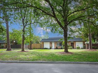 12054 Mighty Oak Dr #A, Houston, TX 77066