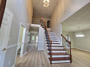 4514 Hopewell Rd, Louisville, KY 40299