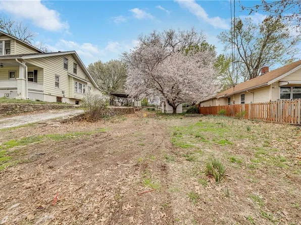 8414 Independence Ave, Kansas City, MO 64125